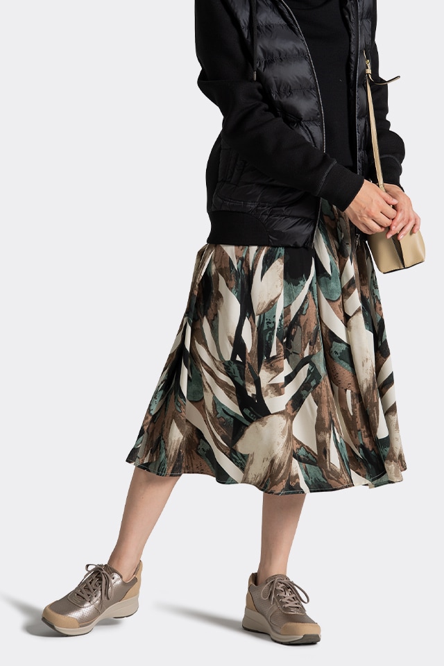 126ウォーキングスニーカー