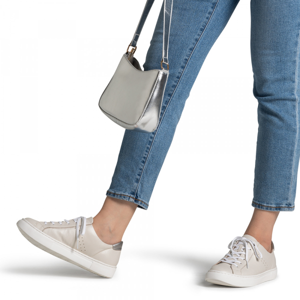 143レースアップレザー2