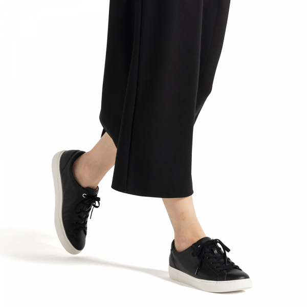 143レースアップレザー2