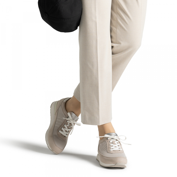 151レースアップメッシュ