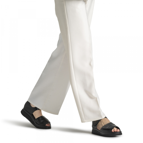 144かかと付きサンダル ダブルベルト