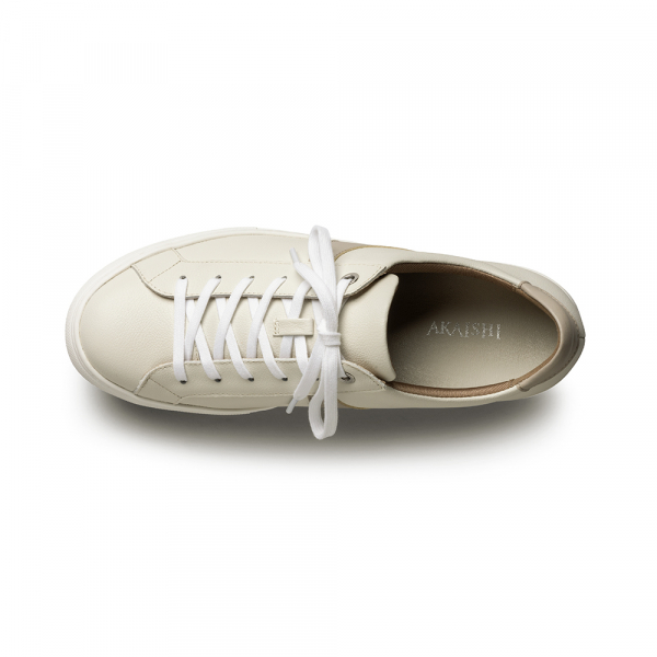 143レースアップ