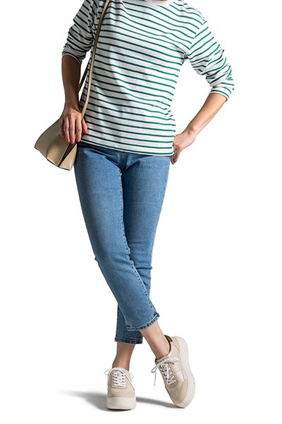 169厚底スニーカー